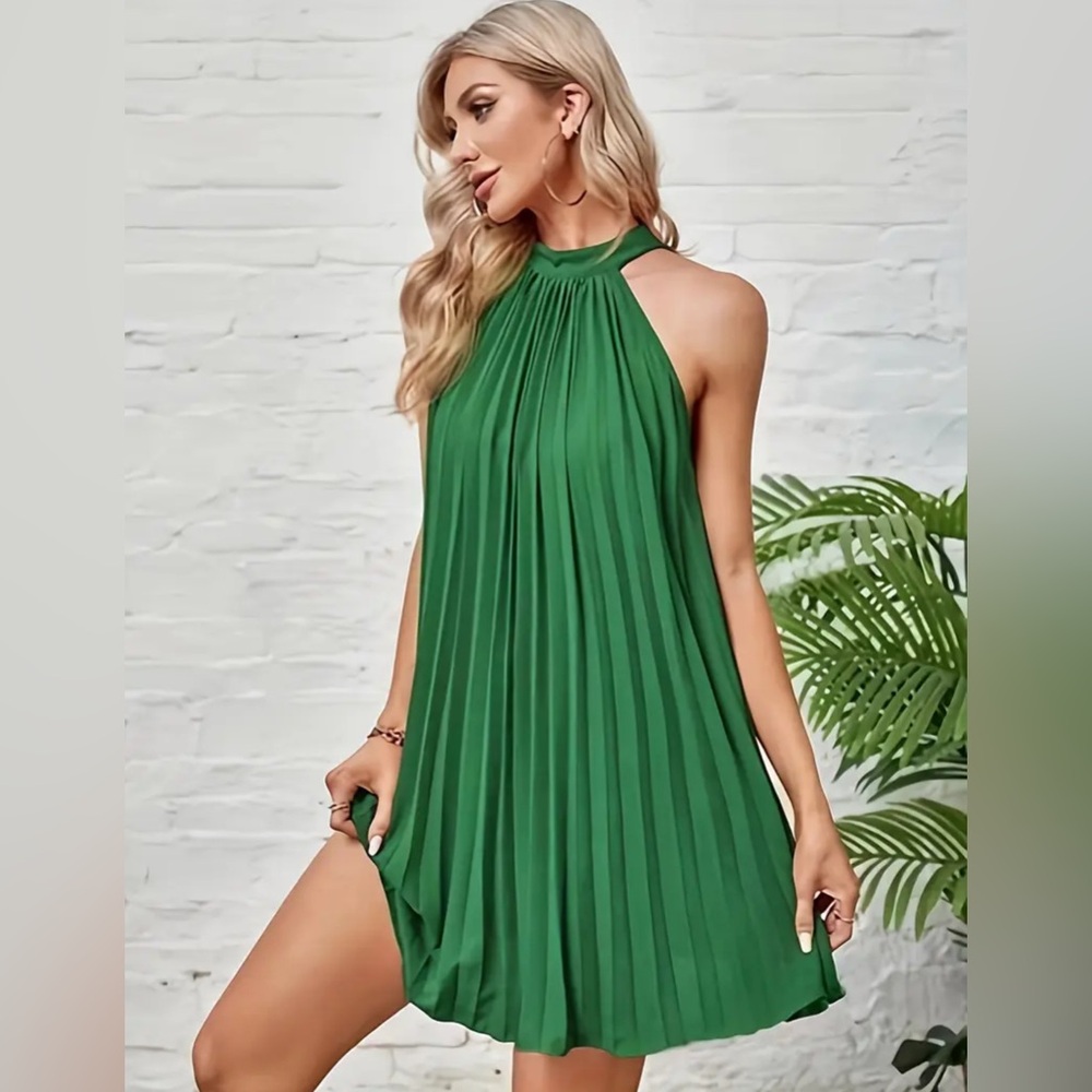 Green Pleated Halter Sundress for Cocktail - Picture 4 of 4